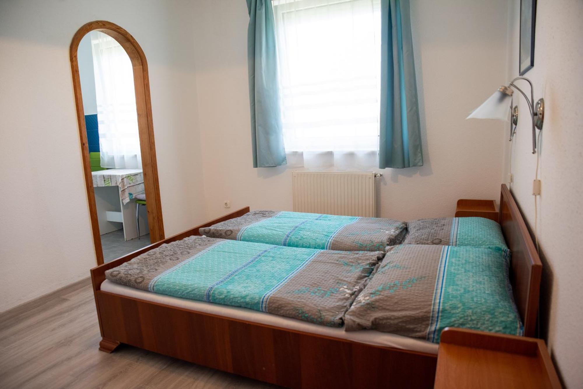 Flora Apartment *